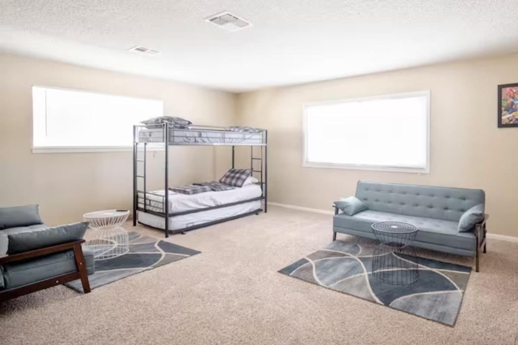 Pool 4 Bedroom 2 Bath Close To Strip Las Vegas Zewnętrze zdjęcie